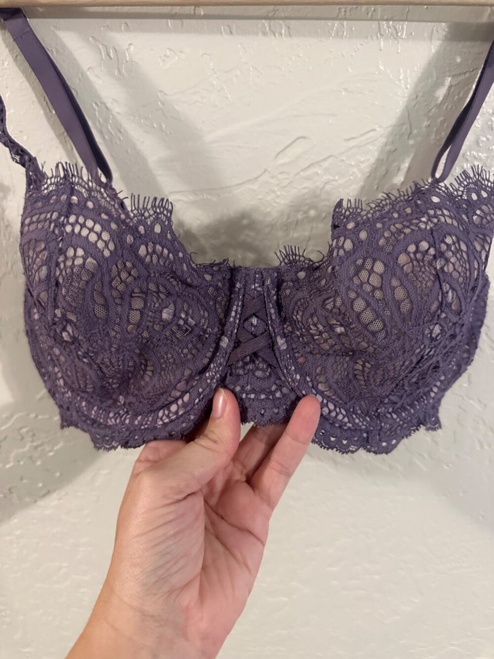 Victoria’s Secret Dream Angels Purple Lacy Push Up Without Padding Bra - Picture 2 of 8